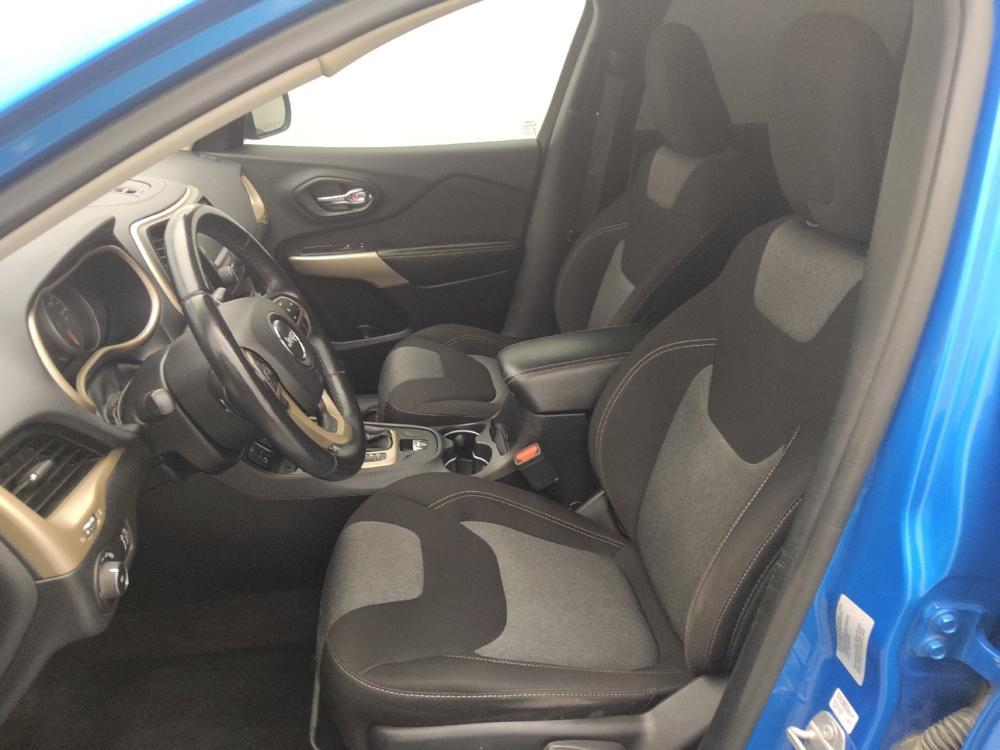 used 2018 Jeep Cherokee car, priced at $15,895