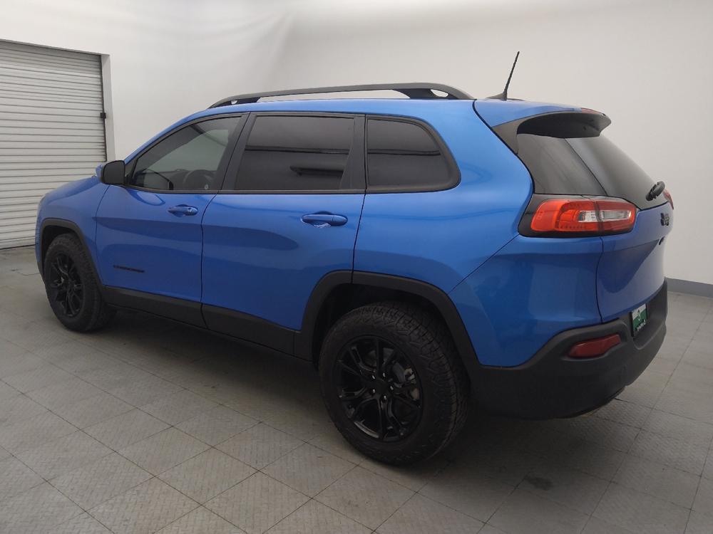 used 2018 Jeep Cherokee car, priced at $15,895