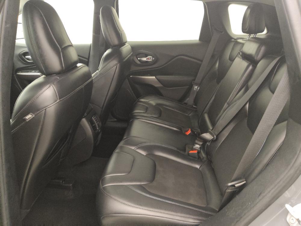 used 2020 Jeep Cherokee car, priced at $20,095