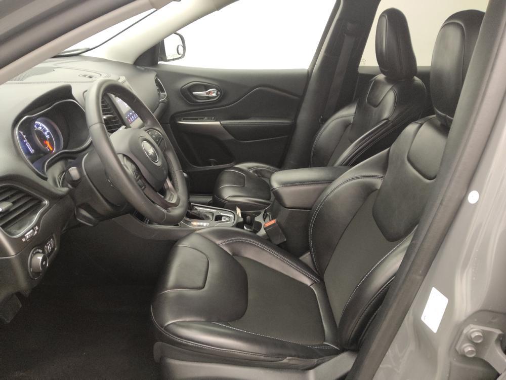 used 2020 Jeep Cherokee car, priced at $20,095