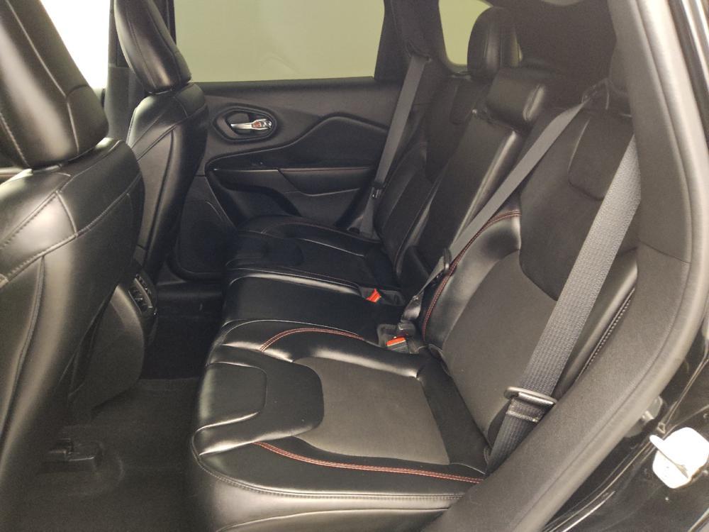 used 2022 Jeep Cherokee car, priced at $26,095