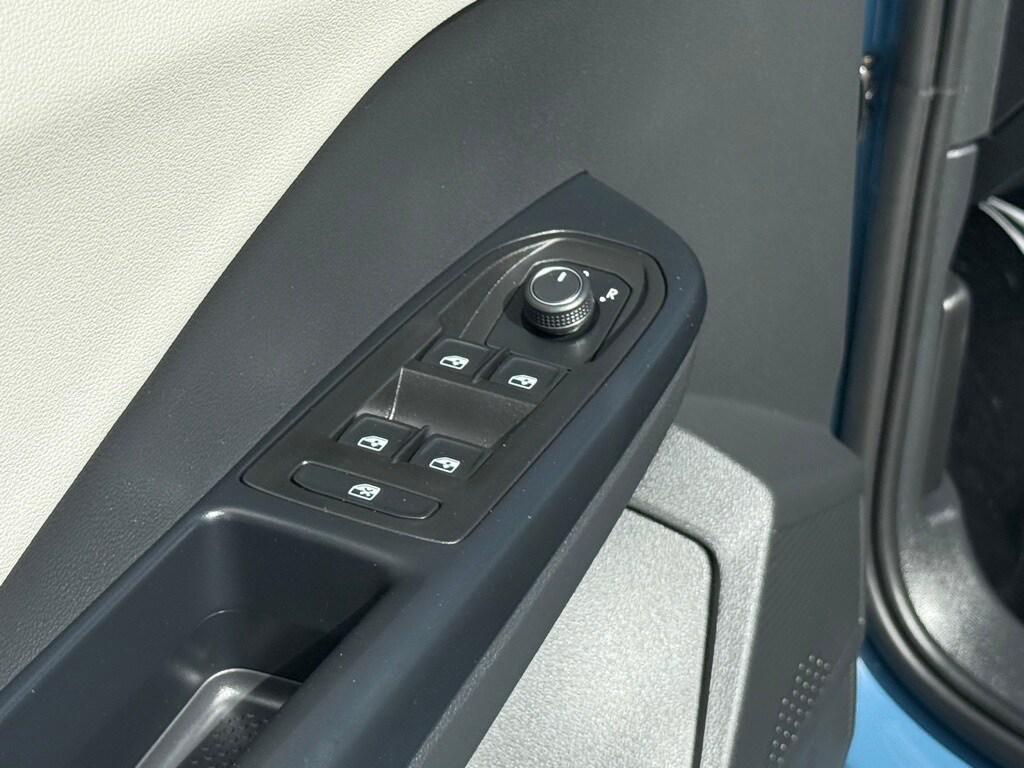 new 2026 Volkswagen Taos car, priced at $27,576