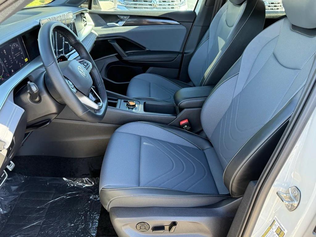 new 2026 Volkswagen Tiguan car, priced at $37,607