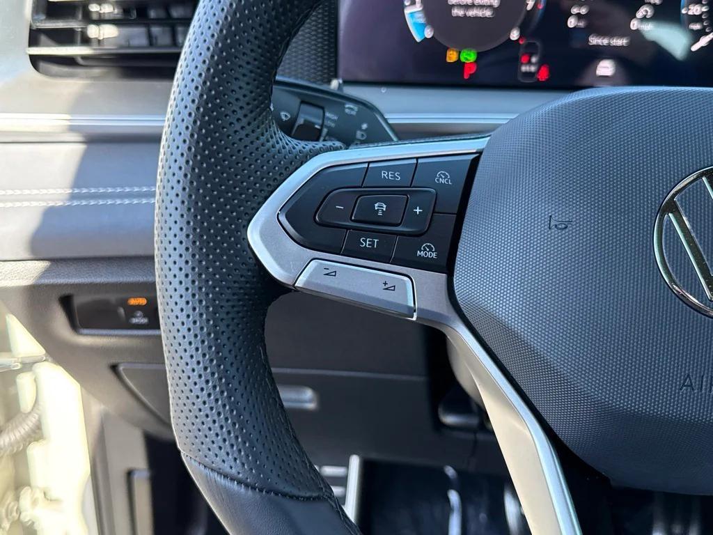 new 2026 Volkswagen Tiguan car, priced at $37,607