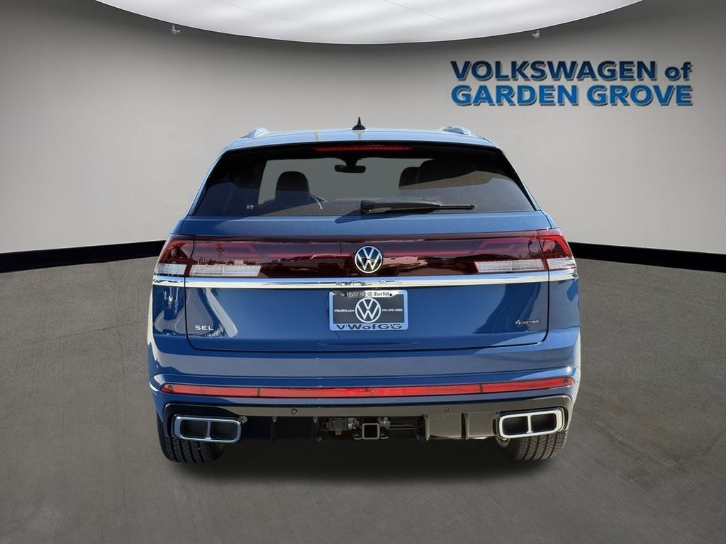 new 2026 Volkswagen Atlas Cross Sport car, priced at $53,432