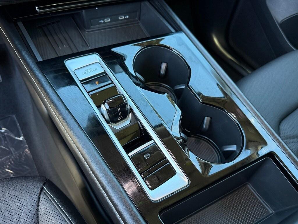 new 2026 Volkswagen Atlas car, priced at $45,829