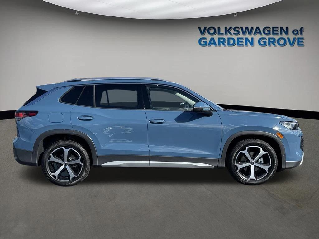 new 2026 Volkswagen Tiguan car, priced at $35,247