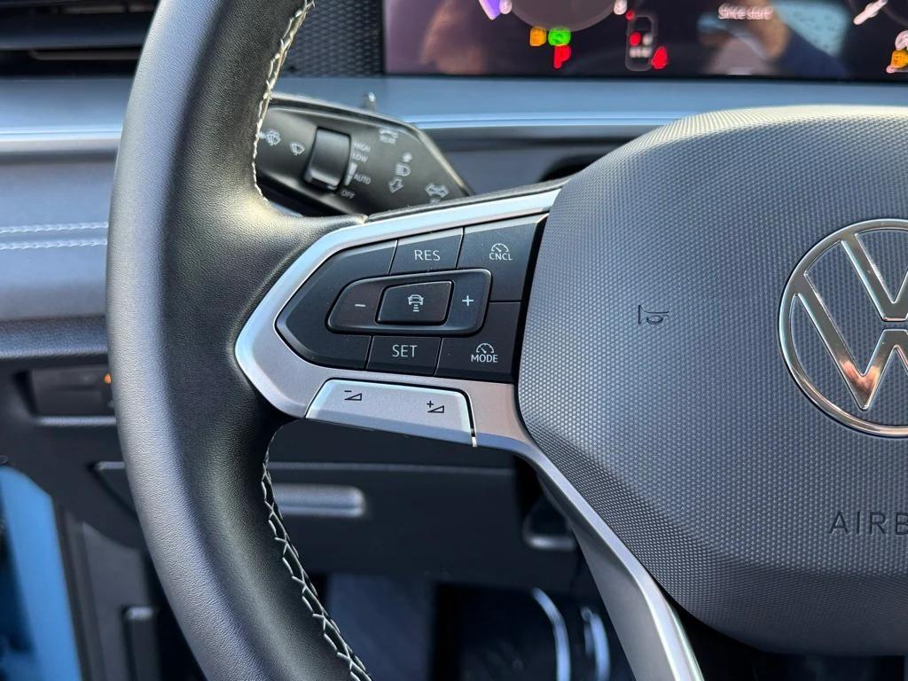 new 2026 Volkswagen Tiguan car, priced at $35,247