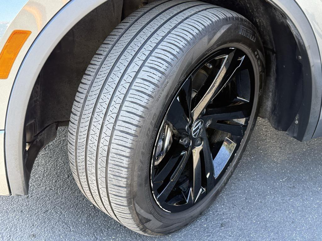 used 2024 Volkswagen Tiguan car, priced at $25,895