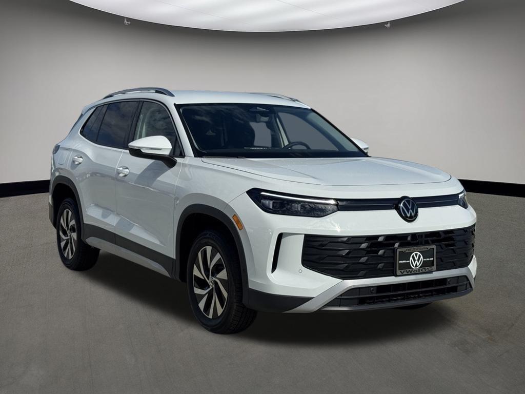 new 2025 Volkswagen Tiguan car, priced at $27,966