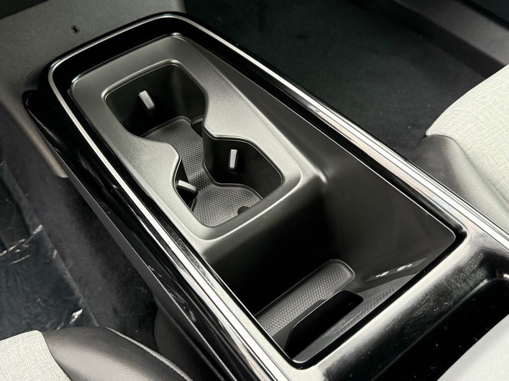 new 2026 Volkswagen ID.4 car, priced at $47,972