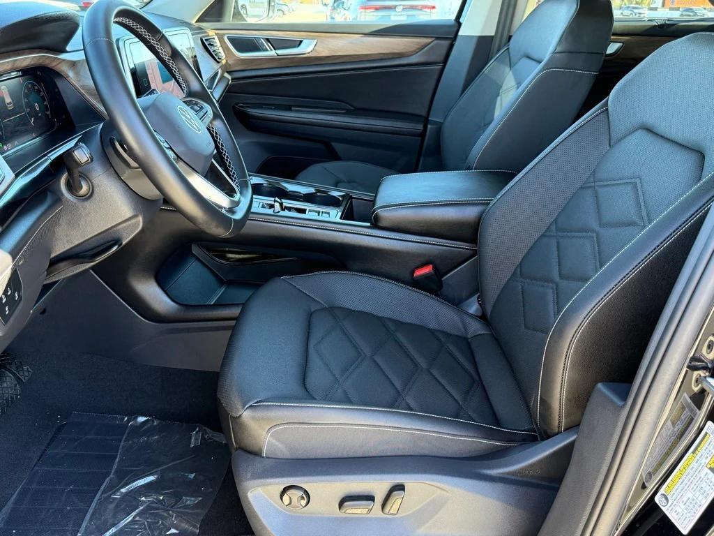 new 2026 Volkswagen Atlas car, priced at $45,374