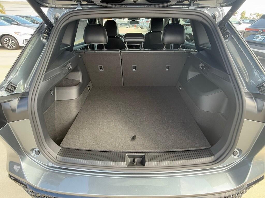 new 2026 Volkswagen Tiguan car, priced at $38,025