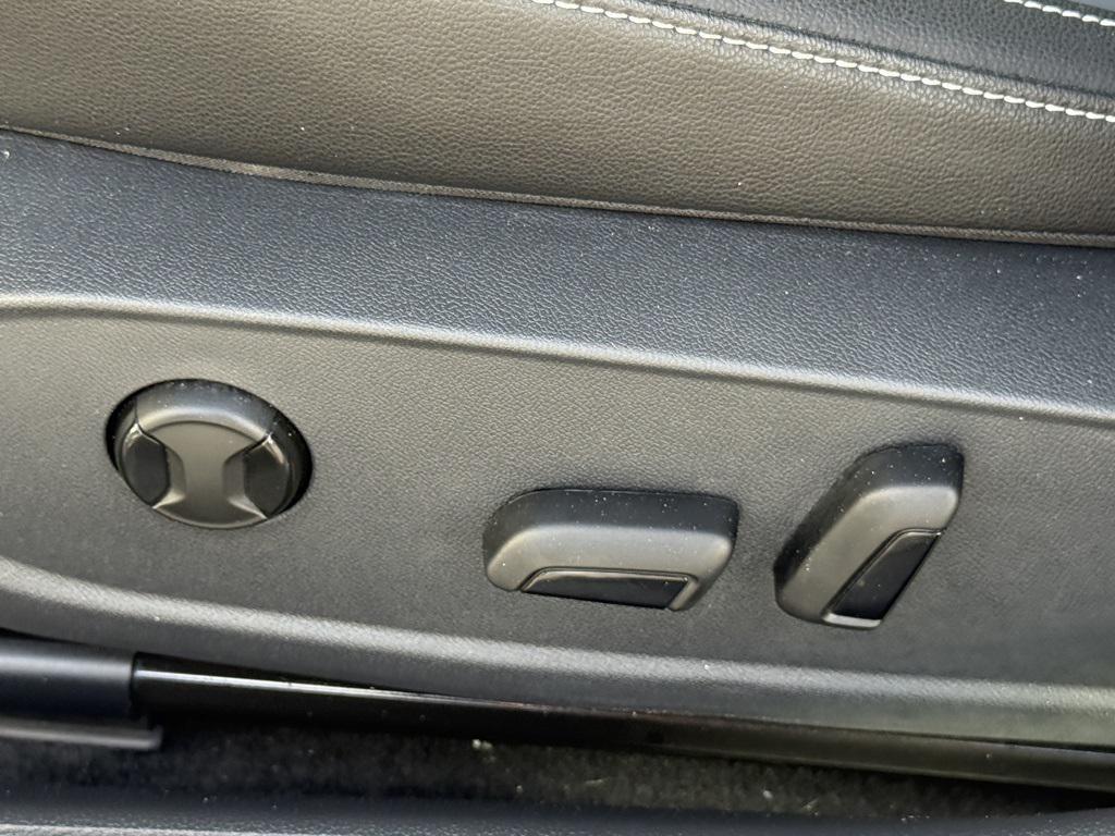 used 2025 Volkswagen Jetta car, priced at $20,995