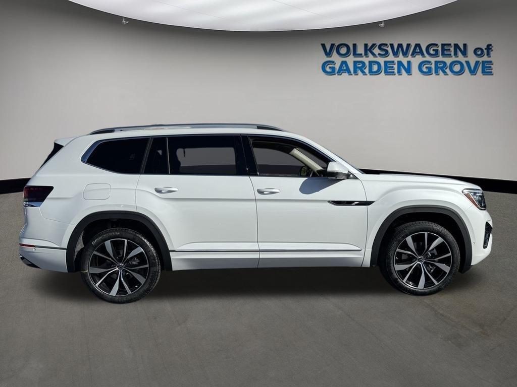 new 2026 Volkswagen Atlas car, priced at $54,329