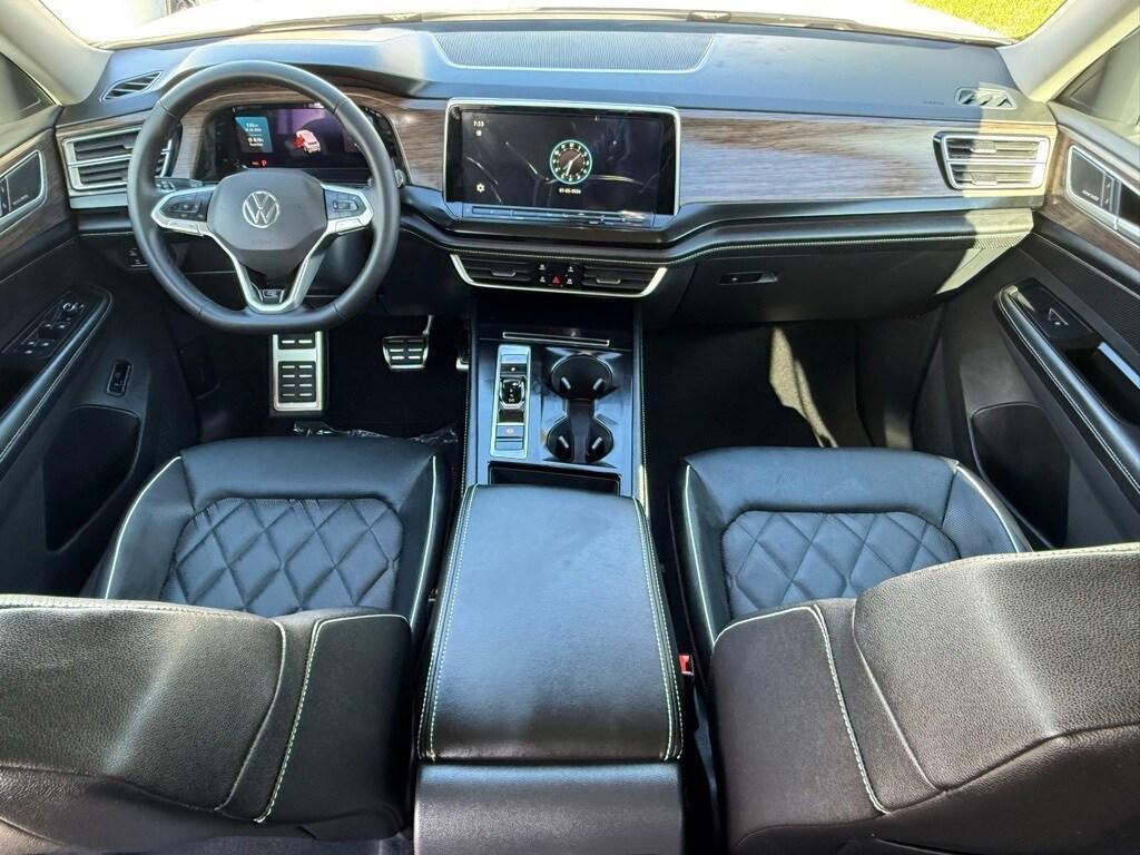 new 2026 Volkswagen Atlas car, priced at $54,329