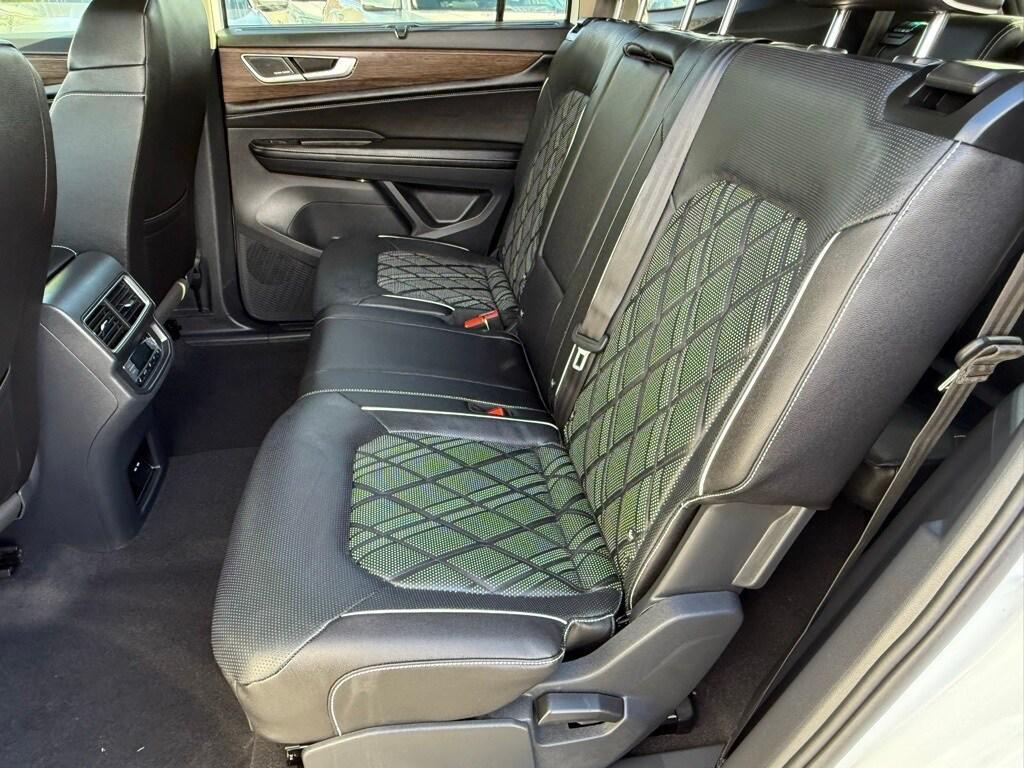 new 2026 Volkswagen Atlas car, priced at $54,329