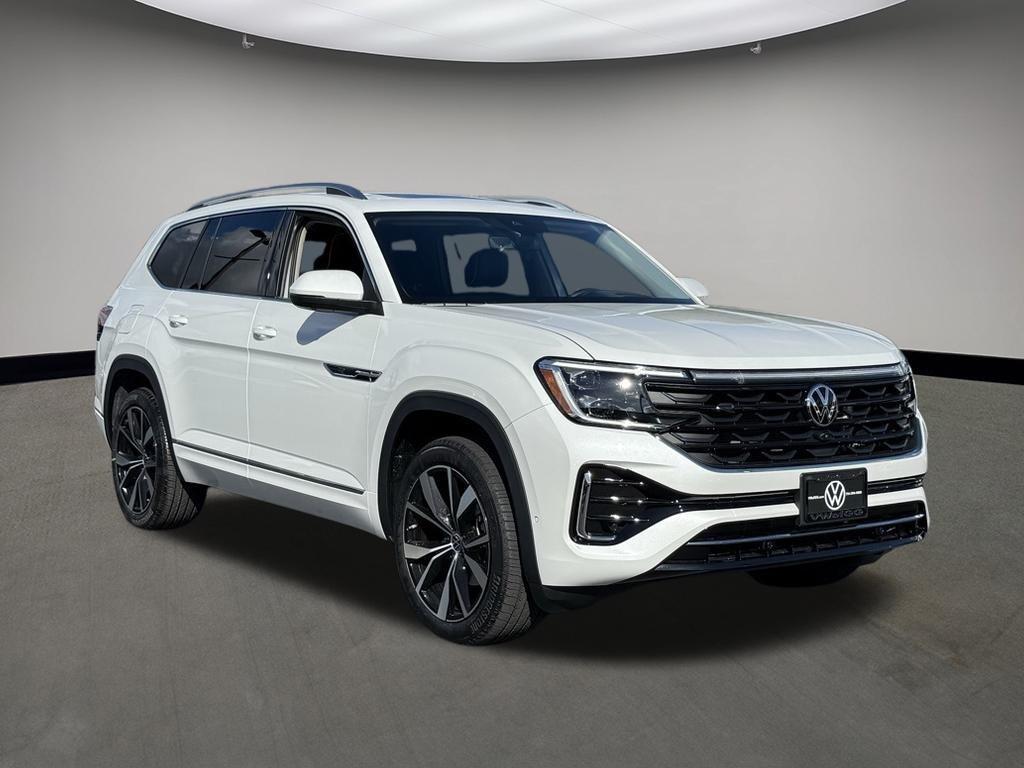 new 2026 Volkswagen Atlas car, priced at $54,329