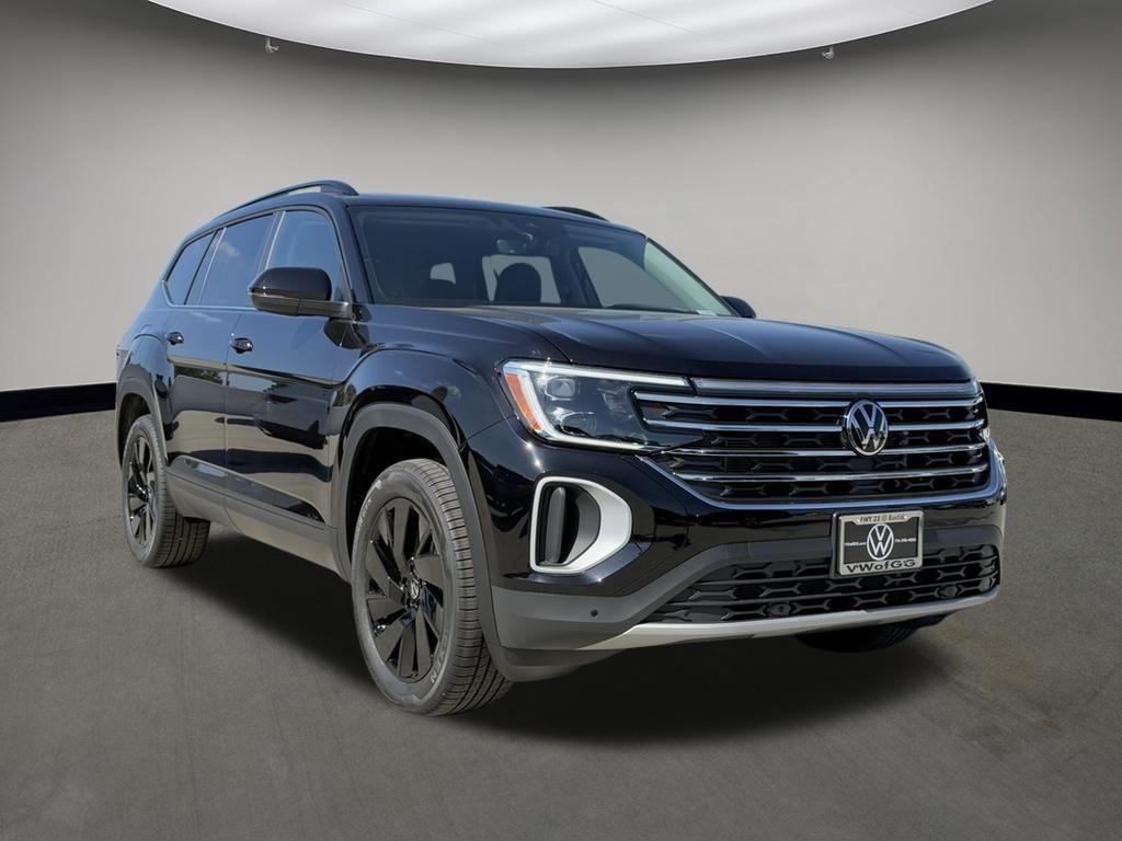 new 2026 Volkswagen Atlas car, priced at $46,069