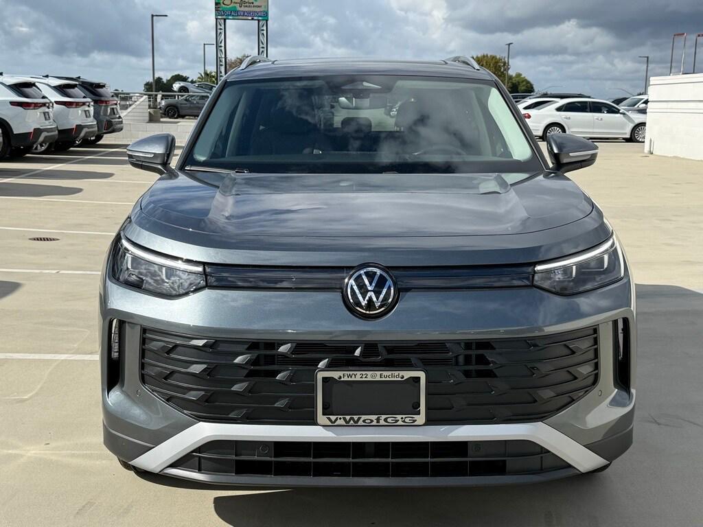 new 2026 Volkswagen Tiguan car, priced at $35,992
