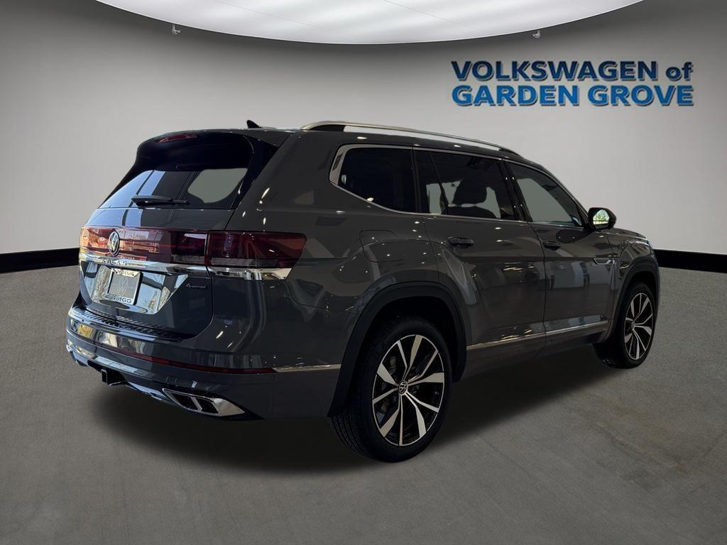 new 2026 Volkswagen Atlas car, priced at $56,109