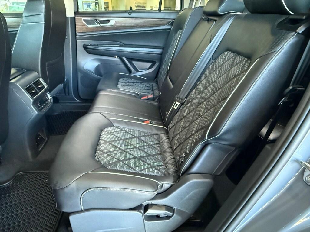 new 2026 Volkswagen Atlas car, priced at $55,109