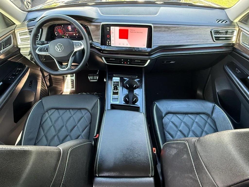 new 2026 Volkswagen Atlas car, priced at $55,569