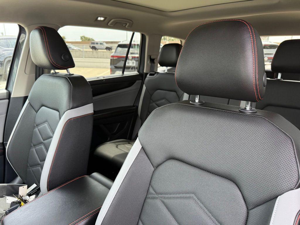 new 2026 Volkswagen Atlas car, priced at $49,240