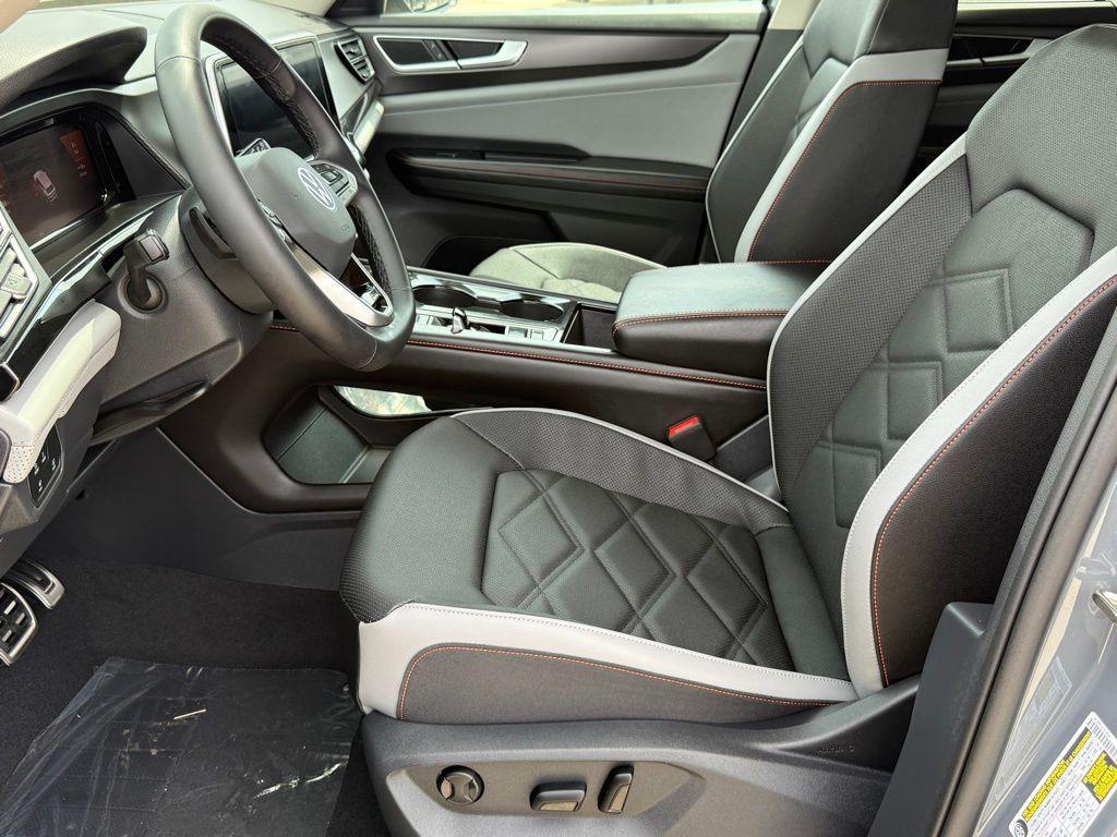 new 2026 Volkswagen Atlas car, priced at $49,240