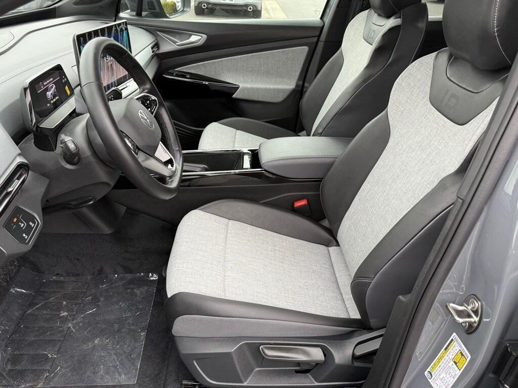 new 2026 Volkswagen ID.4 car, priced at $44,072