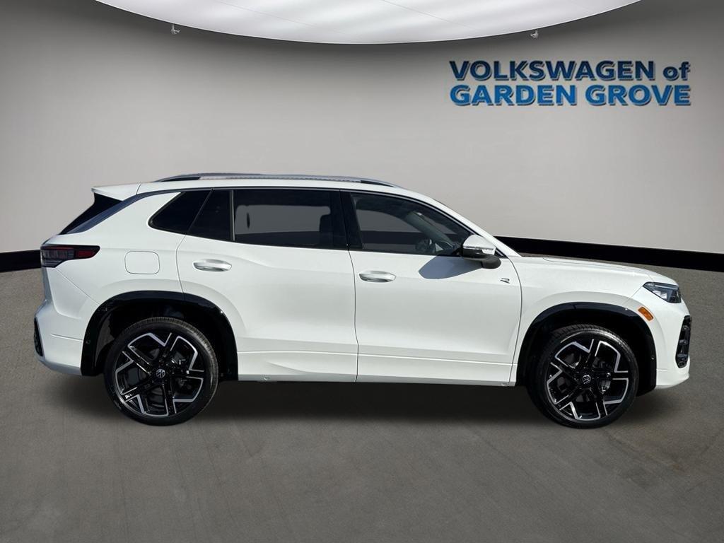 new 2026 Volkswagen Tiguan car, priced at $45,807