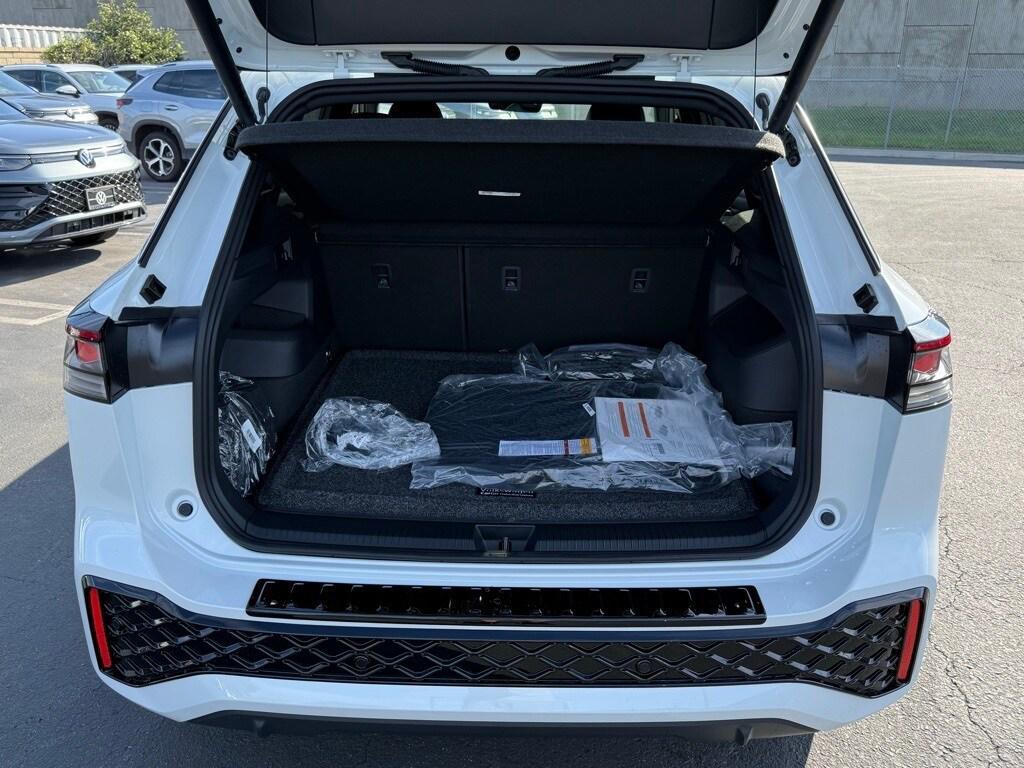 new 2026 Volkswagen Tiguan car, priced at $45,807