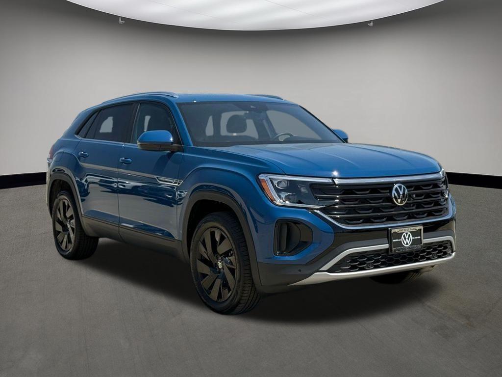 new 2026 Volkswagen Atlas Cross Sport car, priced at $44,389
