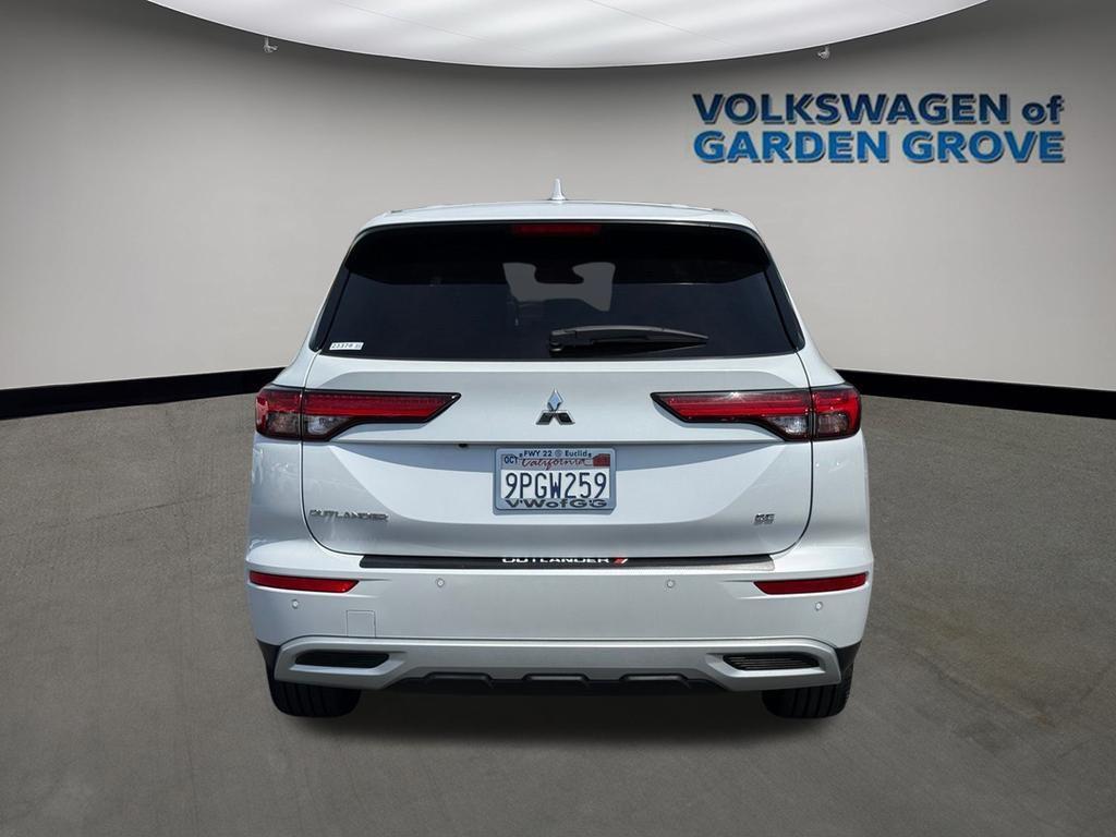 used 2024 Mitsubishi Outlander car, priced at $21,995