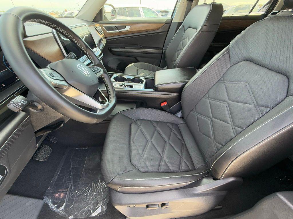 new 2026 Volkswagen Atlas car, priced at $45,779