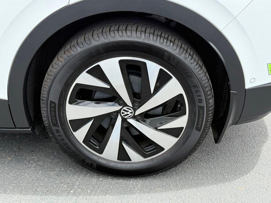 used 2023 Volkswagen ID.4 car, priced at $19,995
