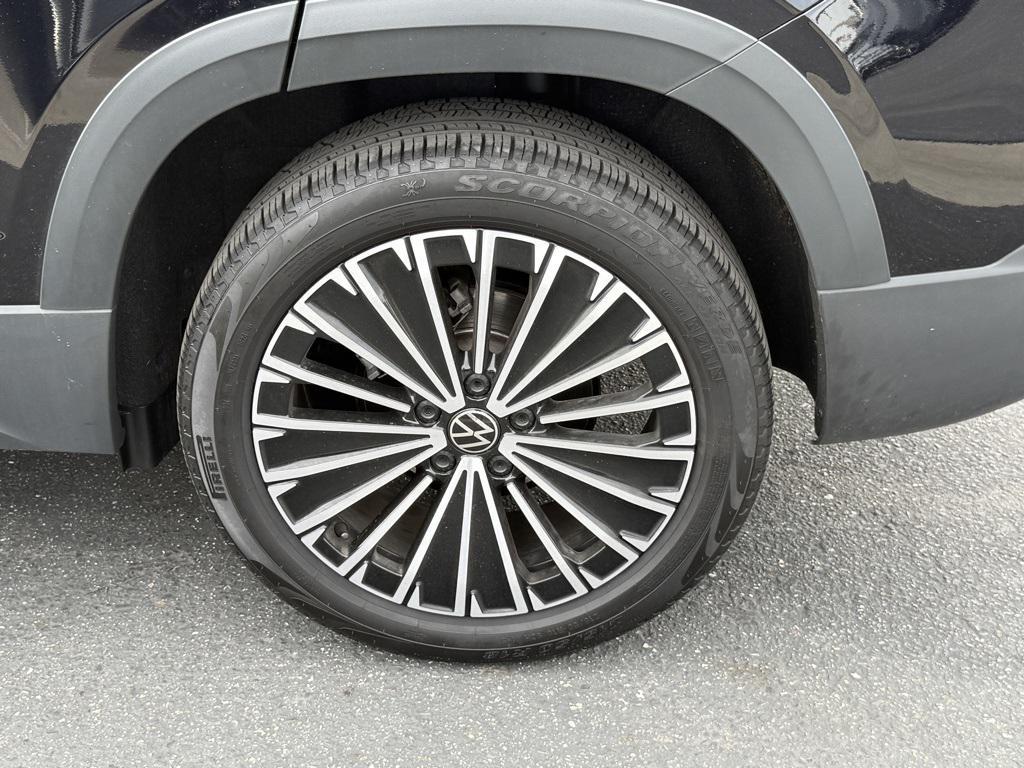 used 2025 Volkswagen Taos car, priced at $25,595