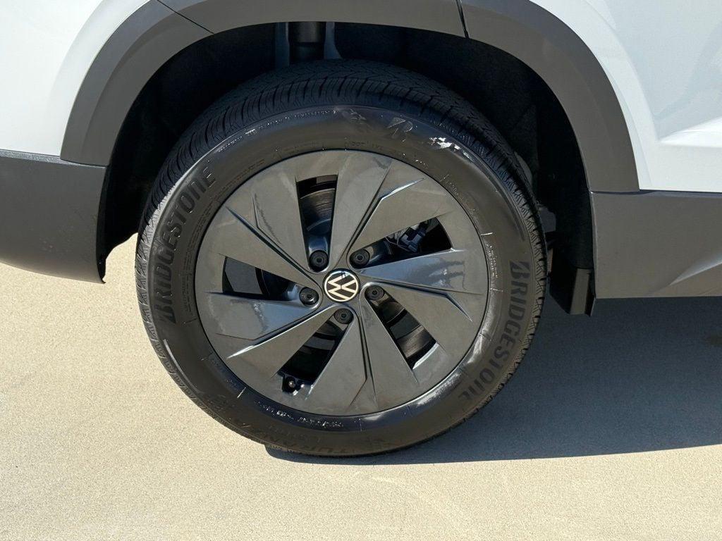 new 2026 Volkswagen Taos car, priced at $27,576
