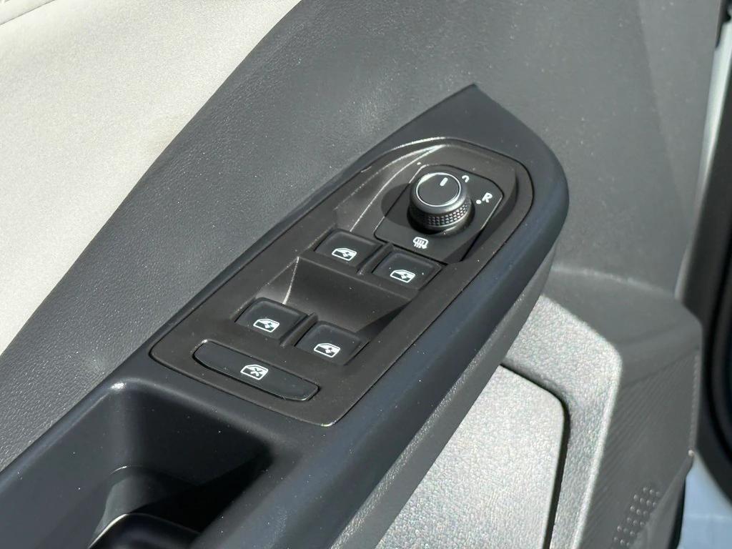 new 2026 Volkswagen Taos car, priced at $31,610