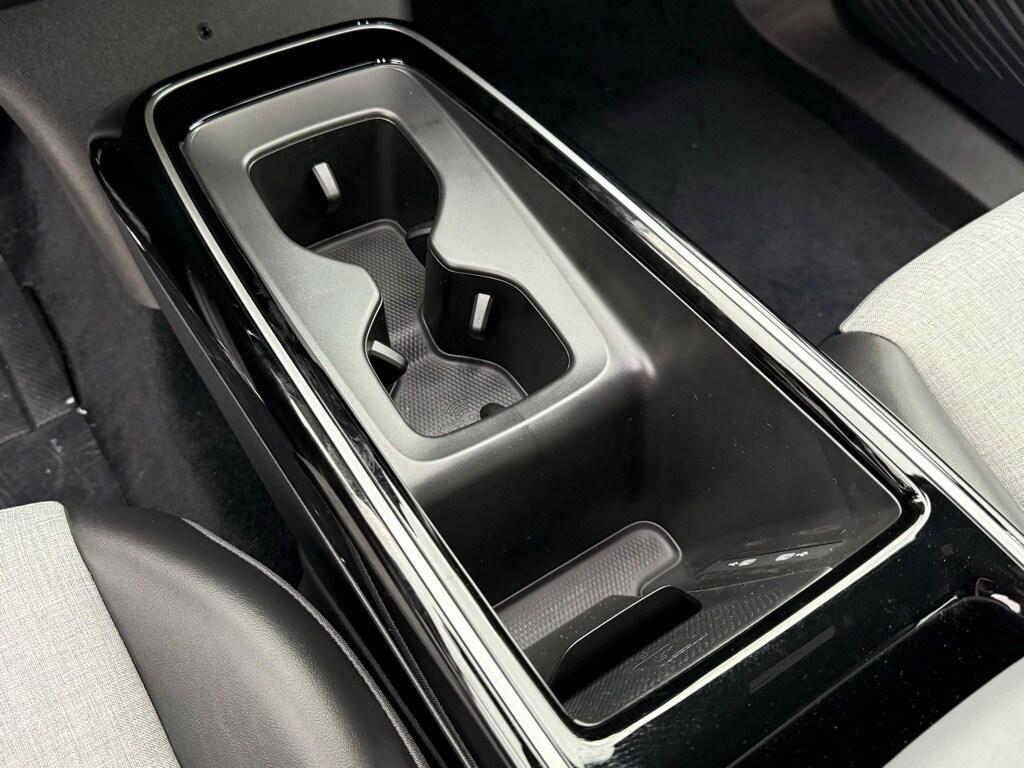 new 2026 Volkswagen ID.4 car, priced at $44,072