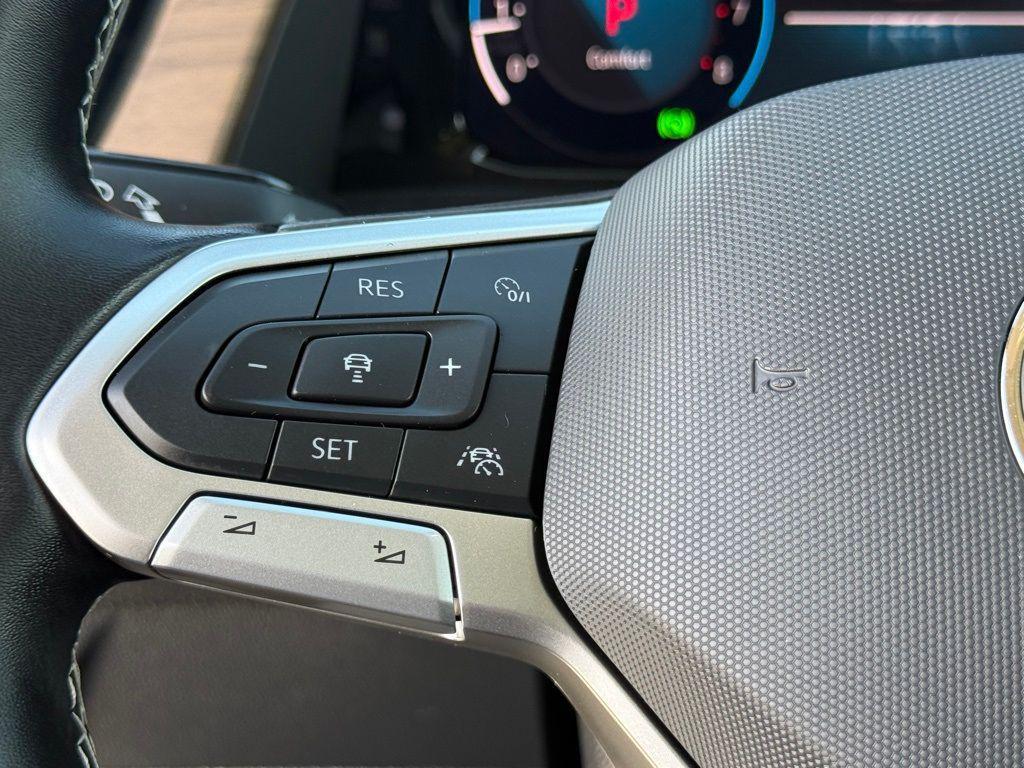 new 2026 Volkswagen Atlas car, priced at $45,938