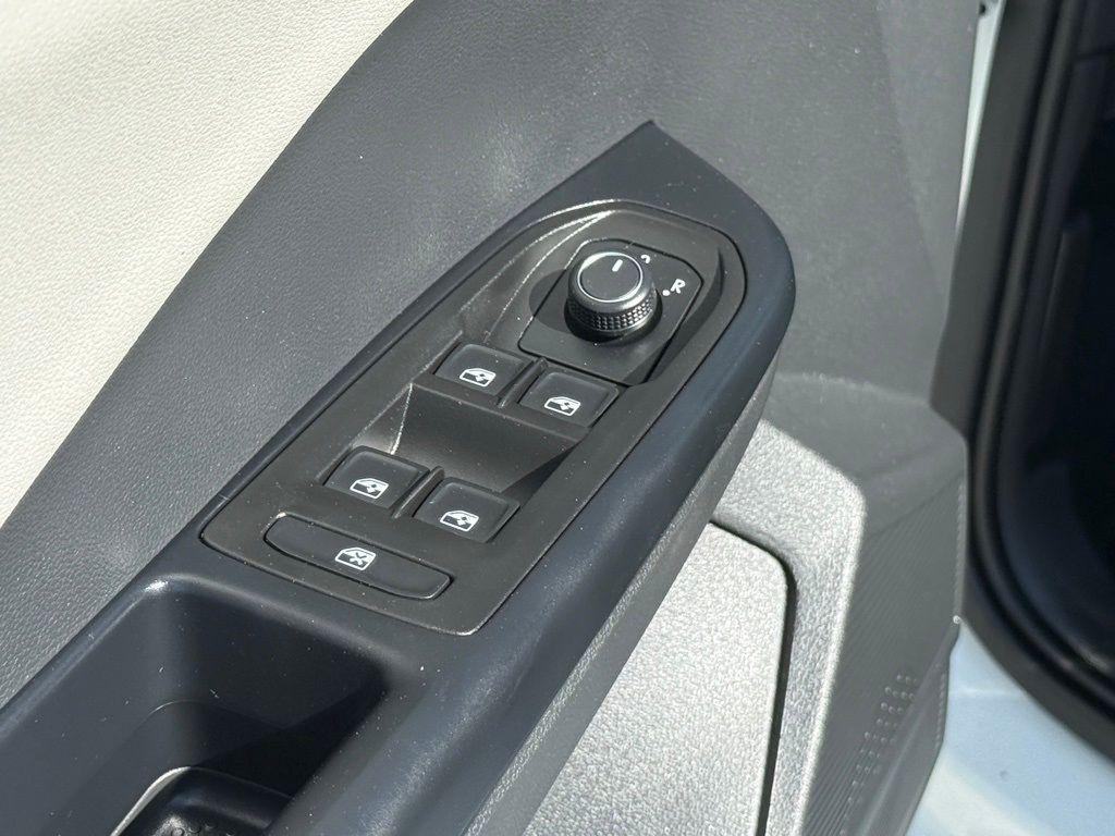 new 2026 Volkswagen Taos car, priced at $27,576