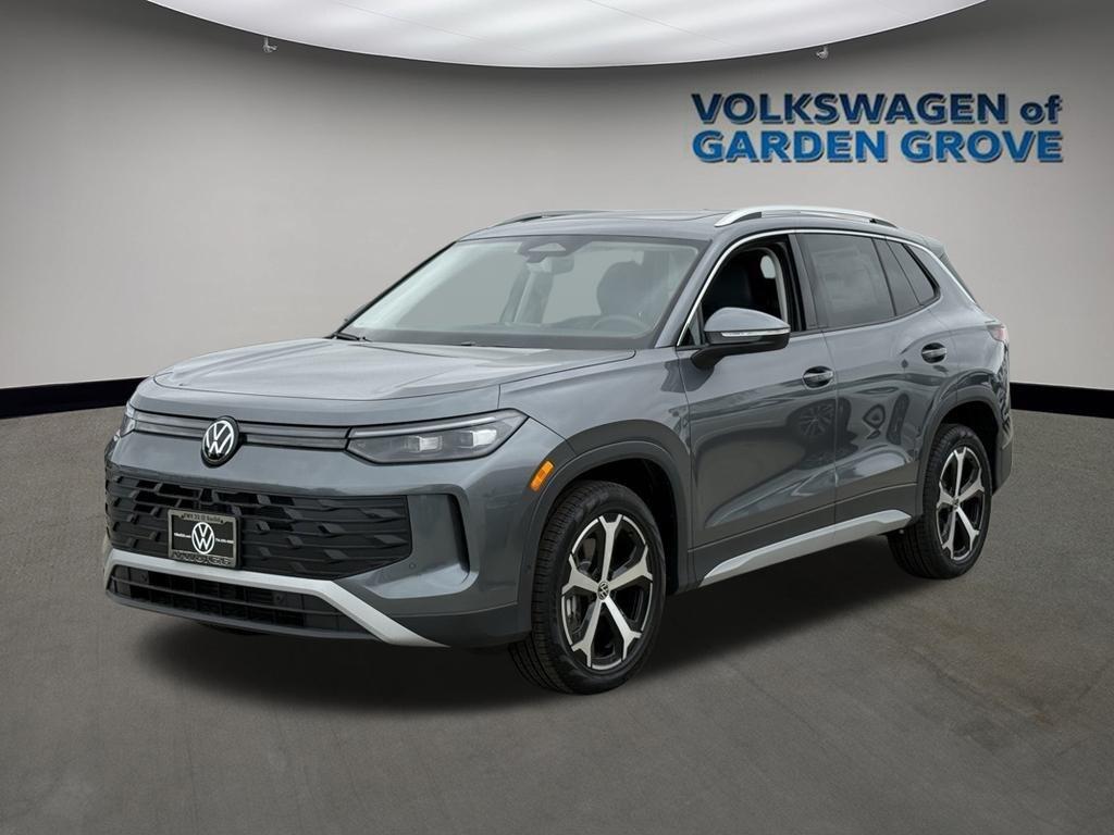 new 2025 Volkswagen Tiguan car, priced at $33,639