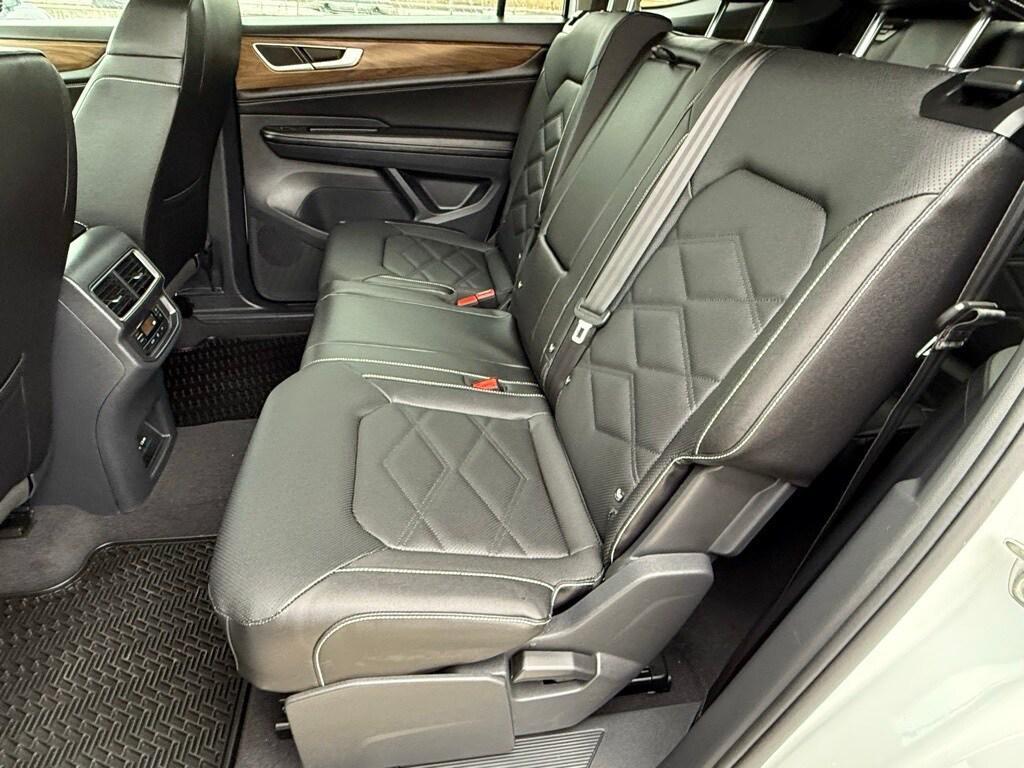 new 2026 Volkswagen Atlas car, priced at $39,127