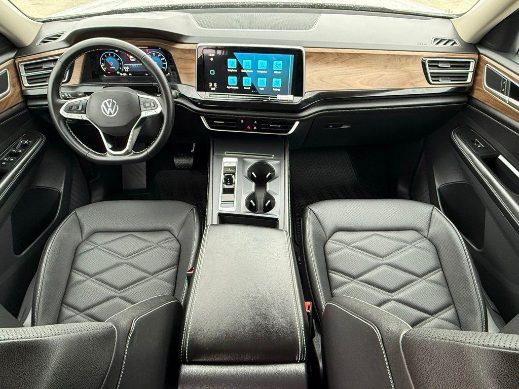 new 2026 Volkswagen Atlas car, priced at $40,127