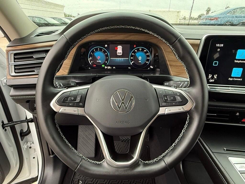 new 2026 Volkswagen Atlas car, priced at $39,127