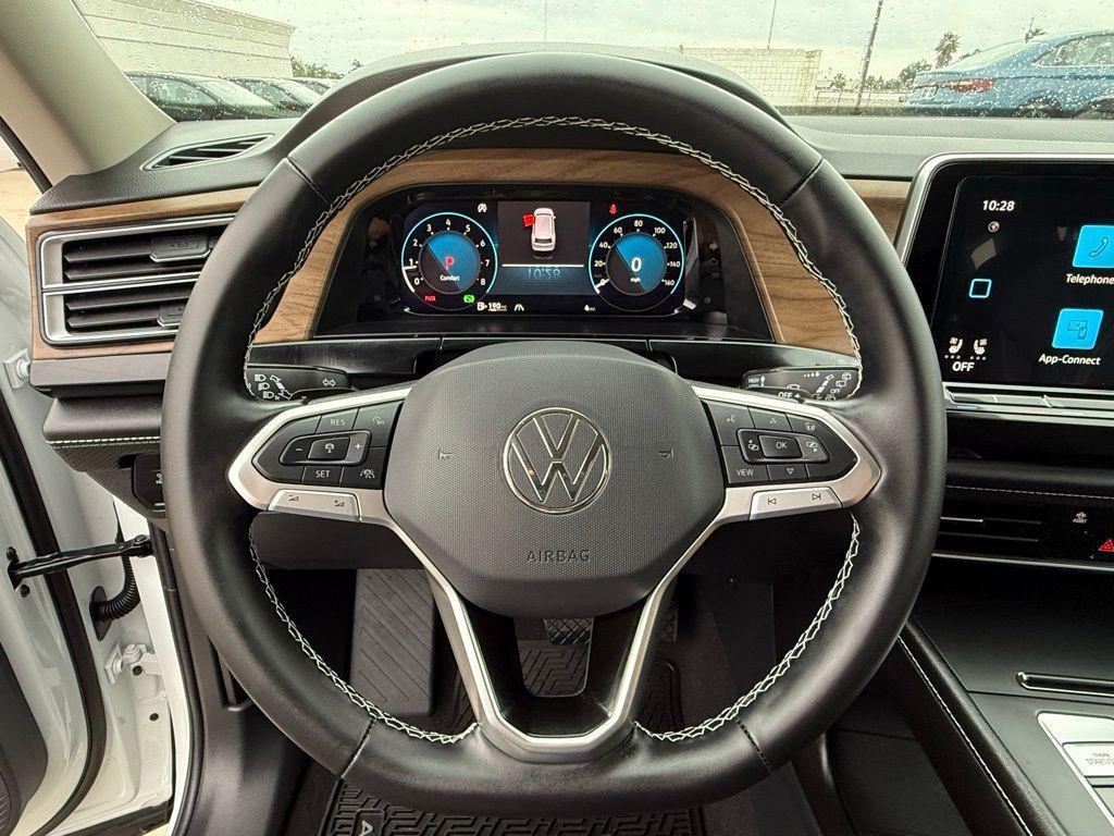 new 2026 Volkswagen Atlas car, priced at $40,127