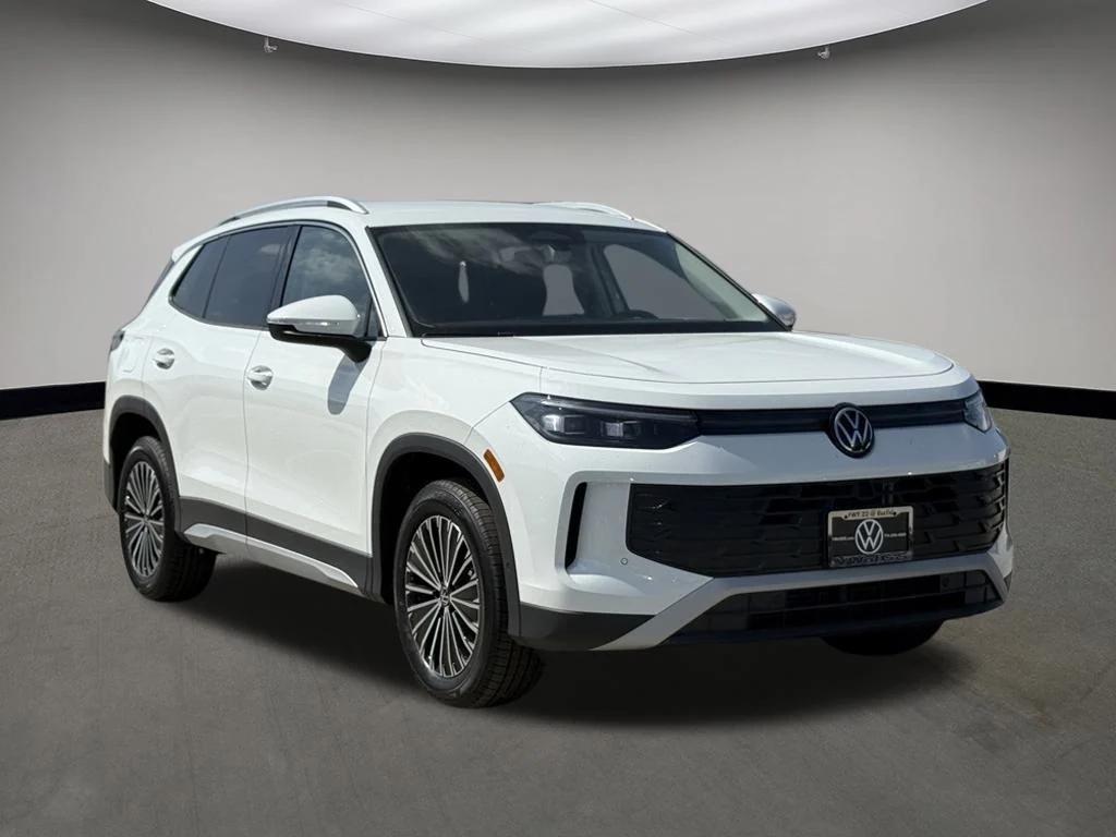 new 2025 Volkswagen Tiguan car, priced at $26,766