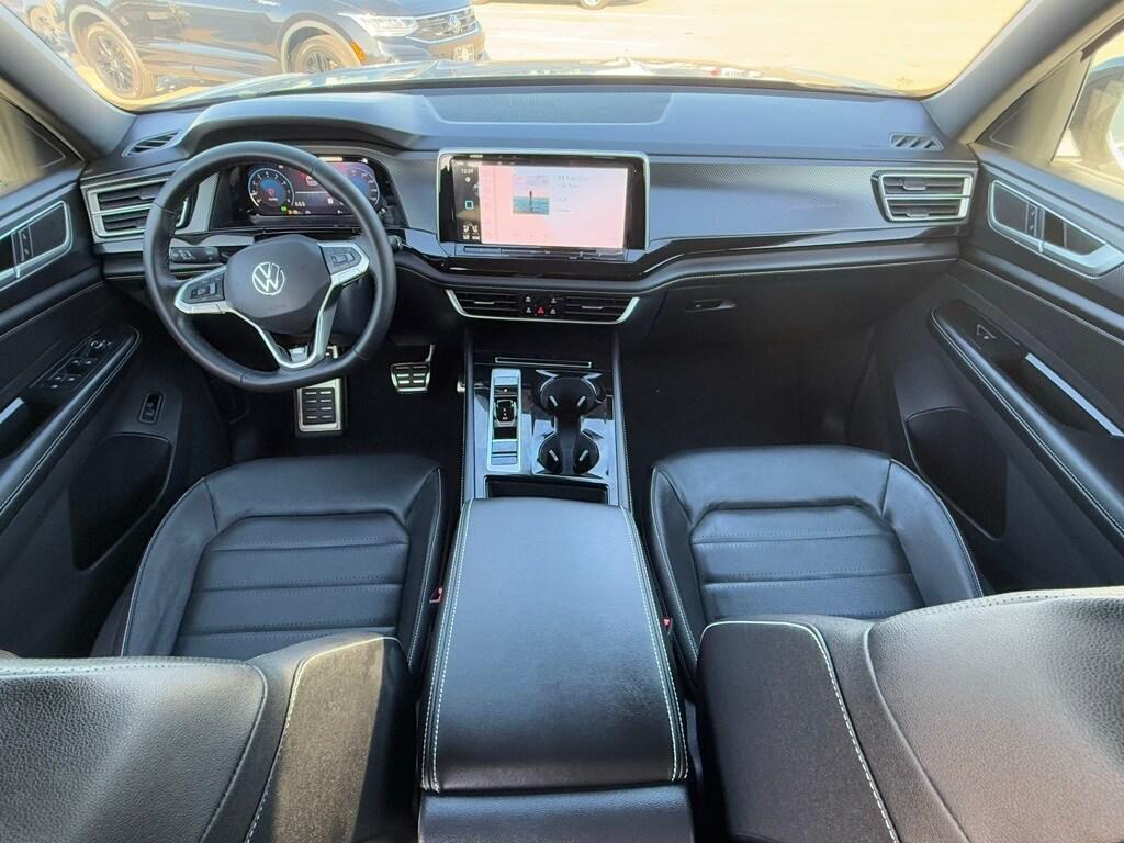 new 2026 Volkswagen Atlas Cross Sport car, priced at $50,059