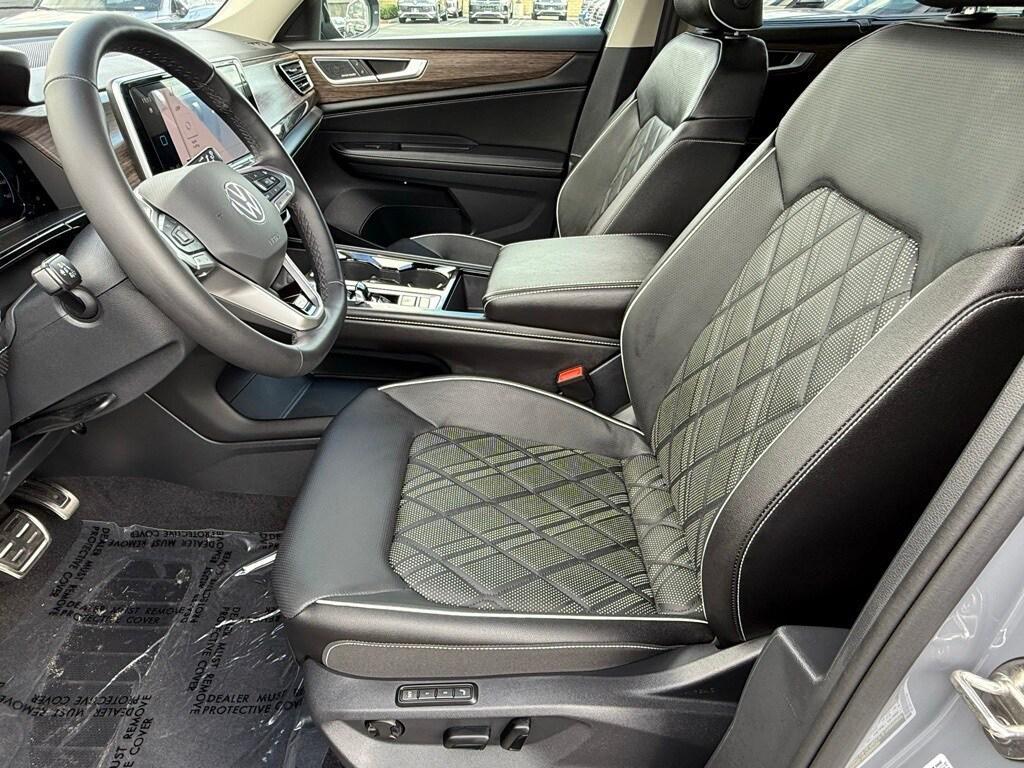 new 2026 Volkswagen Atlas car, priced at $55,109